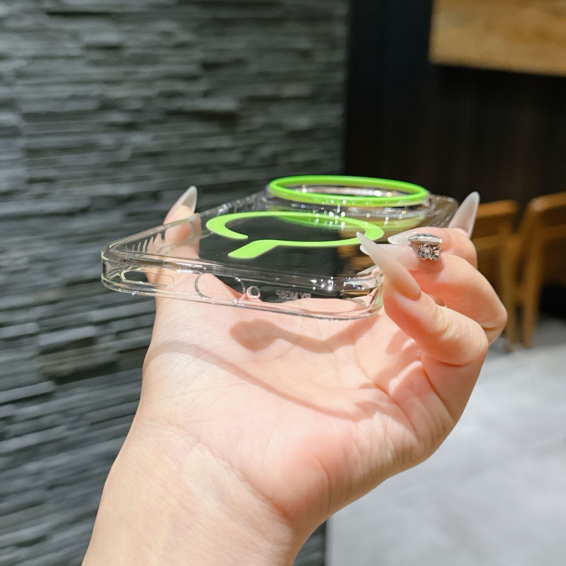 แฟชั่นหรูหรา HD เคสโทรศัพท์โปร - Oppo Find X8 บทวิจารณ์และราคา